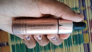 Swiss Beauty Liquid Highlighter