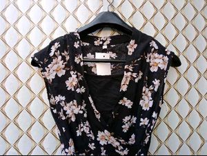 New With Tag Korean Half Bow Crop Top