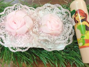 Combo Of 2 Flower Clips And Magic Lip Balm