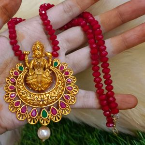 Laxmidevi Pendant With Red Crystal Chain