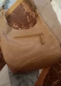 It&#39;s A Medium Sized Branded(Baggit) Purse. Like Ne