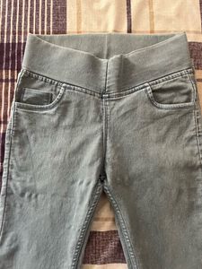 Outstanding Fit Jagging In Very Good Condition