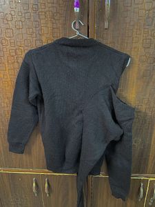 Black Shoulder Cut Off Tops
