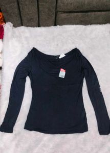 💙🆕 BRAND New Navy Boat Neck Long Sleeve Top🆕💙