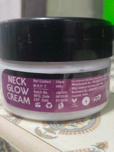 Neck Glow Cream|Made With Green Tea And Vitamin C