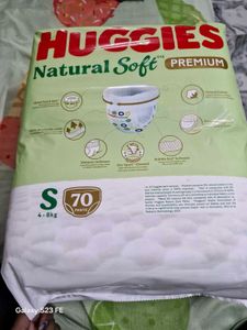 Huggies Size S  70 Pc