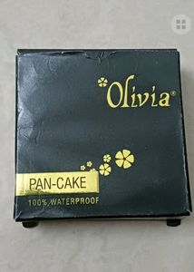 Olivia Pan Cake