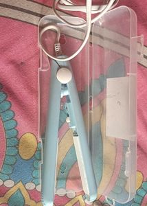 Mini Hair Straightener