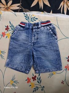 Short Jeans
