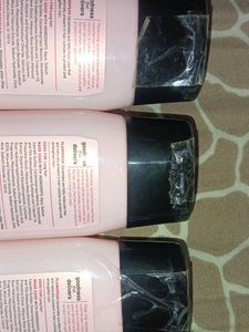 Plum Hibiscus &amp; Ceramides Shampoo