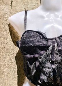 GORGEOUS BLACK CORSET