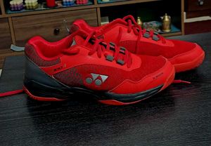 Yonex Badminton Shoes - Red