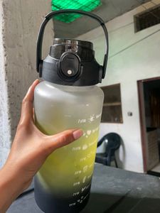 Sell 🥳Motivational Water Bottle 2L New