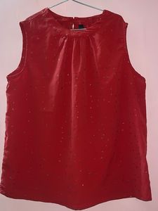 Red Sleeveless Top