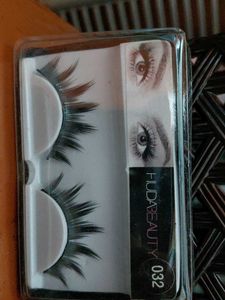 False Eyelashes Bundle