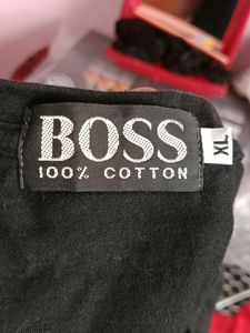 HUGO BOSS Men&#39;s Black Tshirt