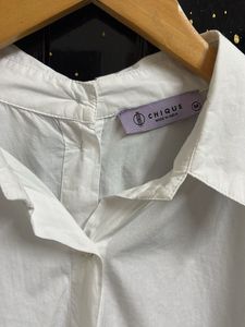 Chique White Shirt Size M