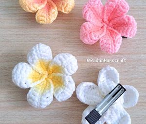 Cute Flower Hair Clips