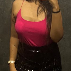 hot pink tank top