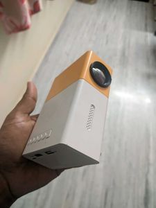 Portable Mini Led Projector 720p