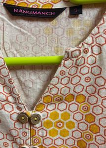 Pantaloons Kurta In Yellow