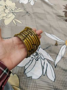 4 Design Bangles And 3 Ring 1 Pendil