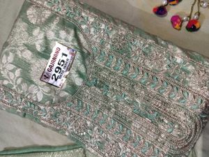 Elegant Green Embroidered Salwar Kameez