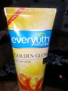 Everyuth Naturals Golden Glow Peel-Off Mask