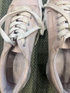 Classic H&amp;M sneakers
