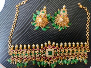Necklace set