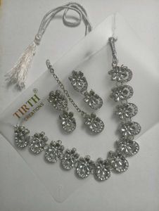 4pc Kundan Set (Only 1 Left)