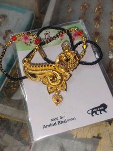 Elegant Gold Mangalsutra