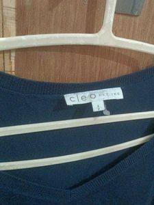 Simple Black Long Sleeve Top Size M