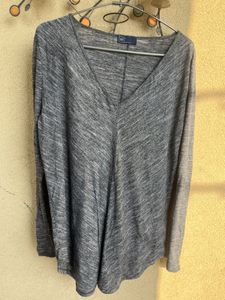 Gray GAP Long Sleeve Top