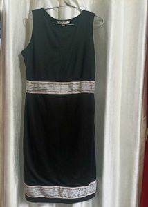 Chic Black Dress🔥