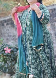 Green & Blue Printed Kurti Set