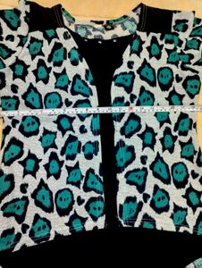 SALE!! PRICE DROP 💅Leopard Print Cardigan Top