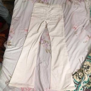 Zara White flared bootcut Jeans
