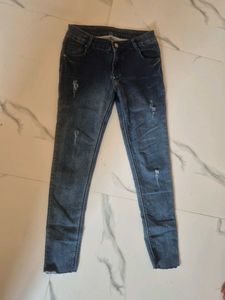 Distressed Skinny Jeans