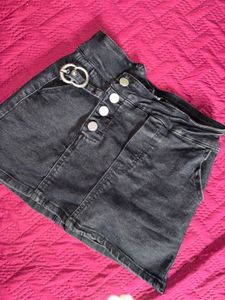 Skort