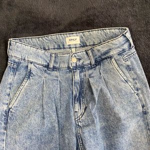 ONLY Mom Jeans