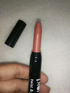 Plum Lip Crayon -crimson Side