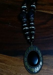 Black &amp; Gold Beaded Brass Jewellery