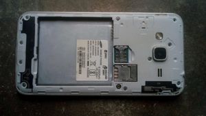 3 Samsung Mobiles