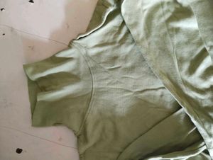 Elegant Green Turtleneck Top