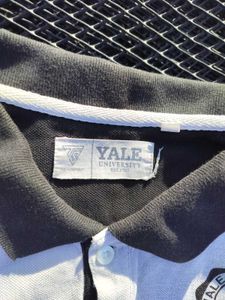 YALE BLACK TSHIRT