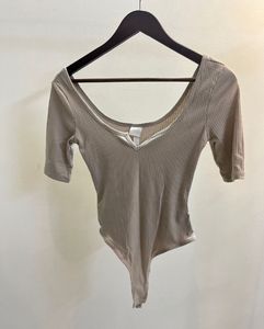 H&amp;m Bodysuit ❤️