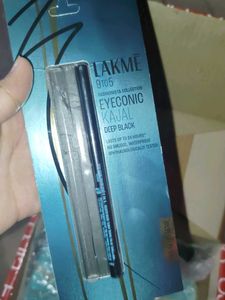 LAKME 9TO5 ICONIC KAJAL