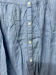 Striped Button-Up Top💙🧢