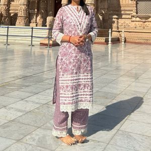 Floral Print Kurti Set with Lace Details
